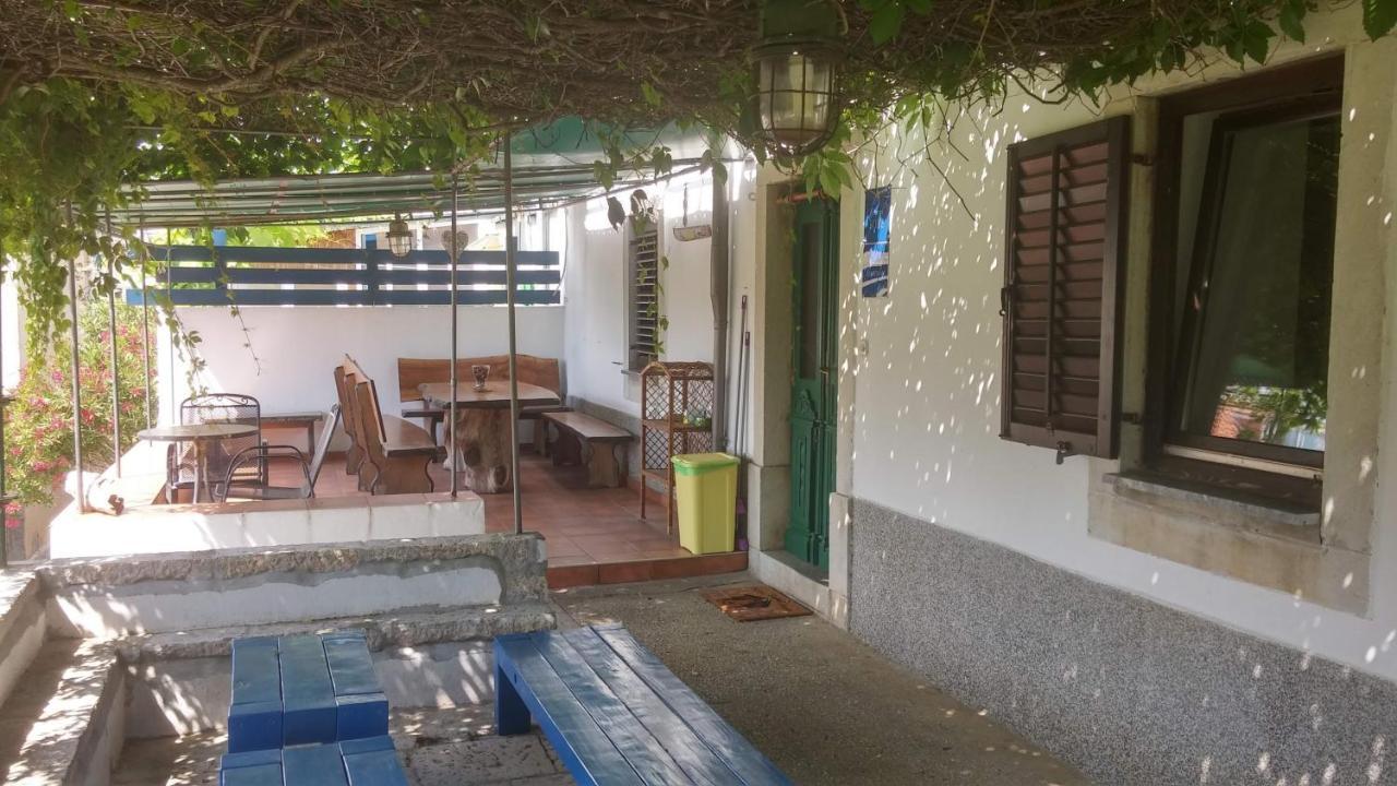 Pape Punat Apartmani I Sobe Ngoại thất bức ảnh
